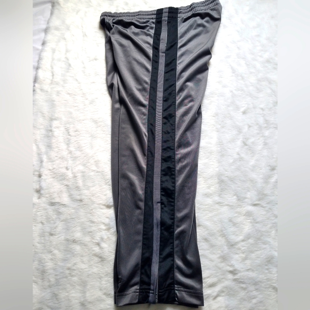 SALE! $9 Men's Nike SweatPants